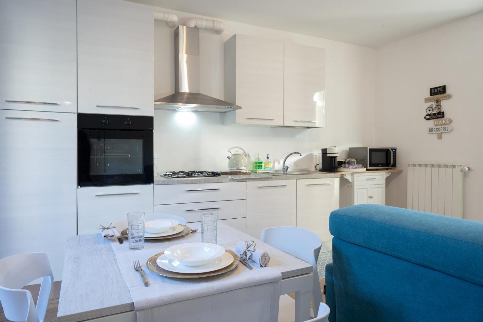 Lora Rose Suite ,Free Parking, Self Check In,2 Como Exteriör bild